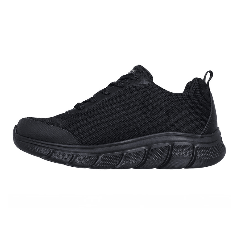 Klassischer schwarzer Skechers Herren-Sneaker mit Schnürsenkeln und robuster Sohle, von der Seite