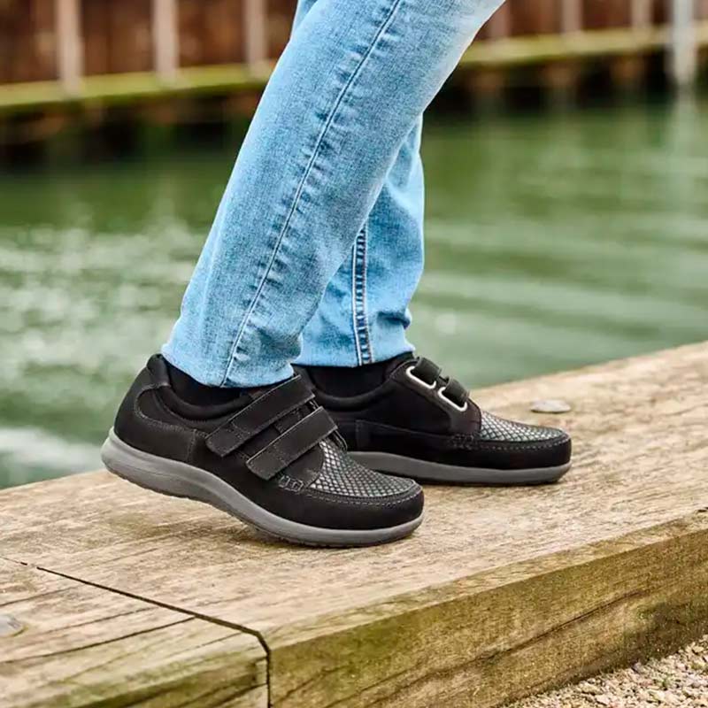 New Feet damesko med velcroluk - Sort - Seniorshop