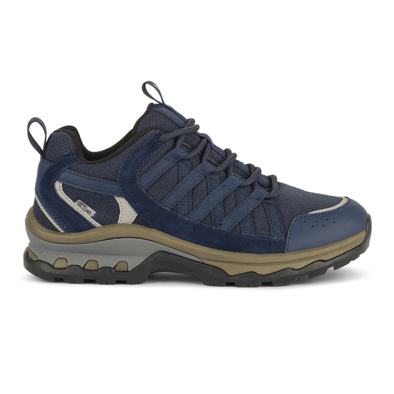 Dunkelblauer Green Comfort Damen-Outdoorschuh von der Seite mit Schnürsenkeln und Mesh-Details